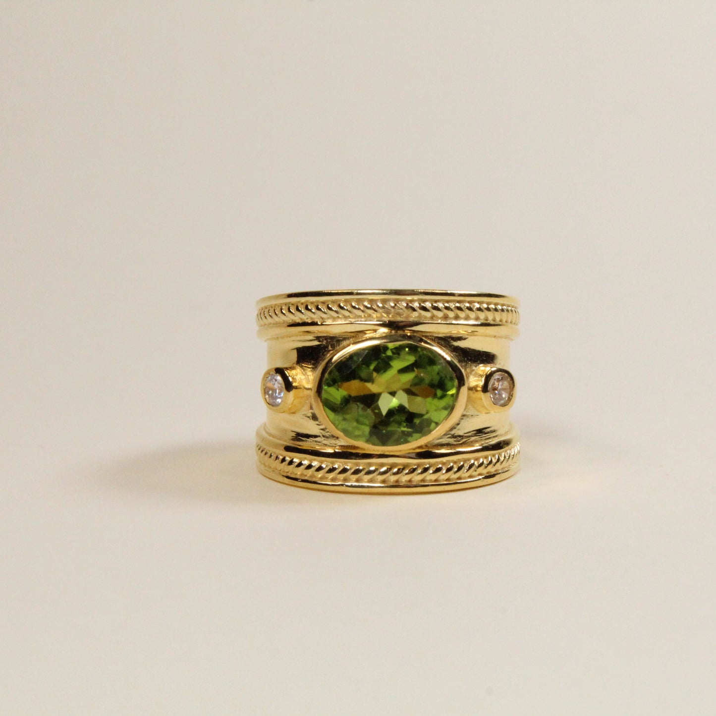 Green Peridot Solid Empress Ring